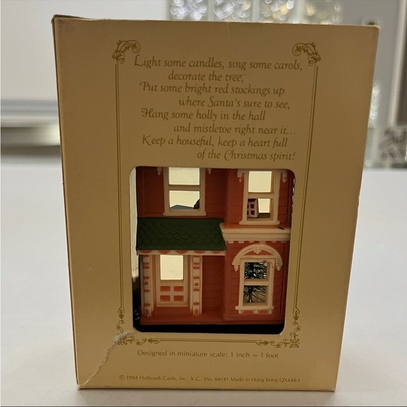 Hallmark Ornament Nostalgic Houses and Shops
1st in the series
Rare - Picture 5 of 6